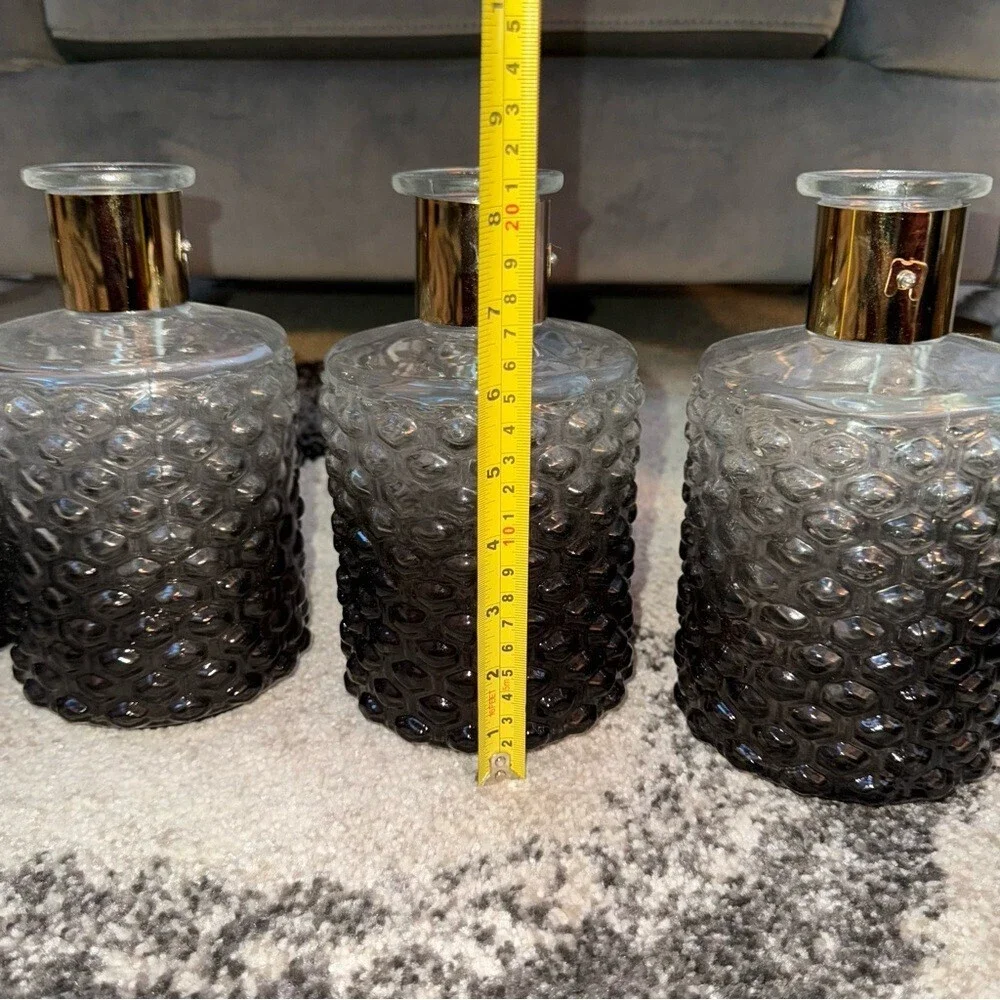 4 set of decor vases dotted gold grey Elegant Black and Silver Textured Vases